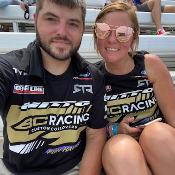 Meet your Posher, Tiffany - Picture 1 of 1